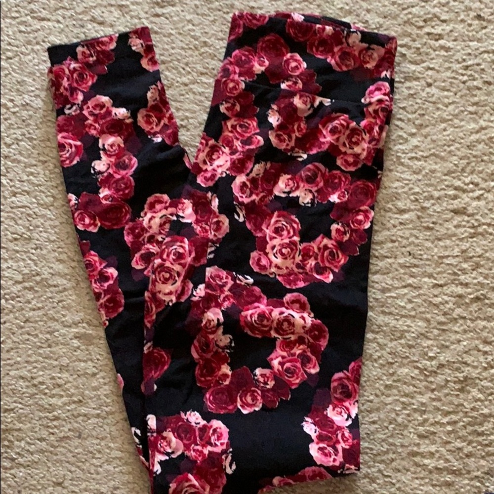 Valentines OS Lularoe Leggings